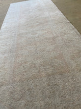 Load image into Gallery viewer, WINTER  2’6” x 6’4”
