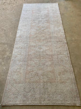 Load image into Gallery viewer, WINTER  2’6” x 6’4”
